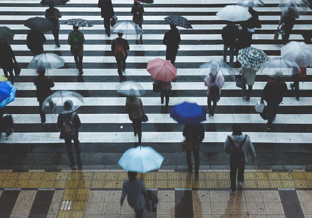 梅雨の日本（イメージ）